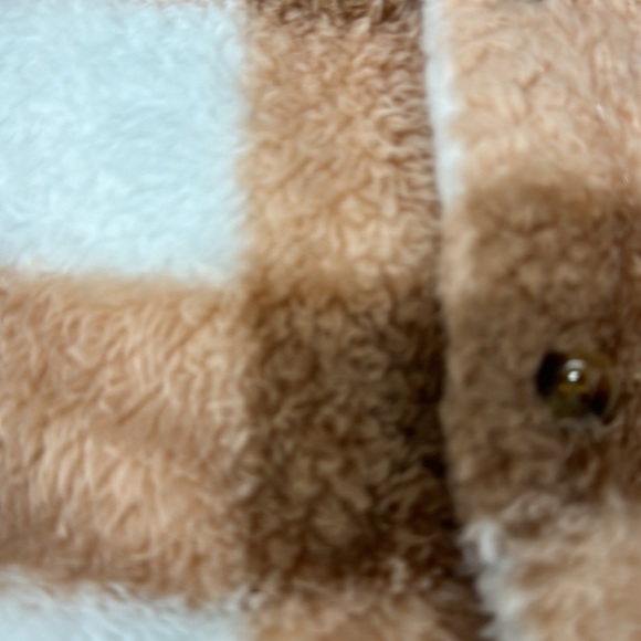 🔅‼️6-9 Month plush hooded button up onesie - Picture 2 of 3